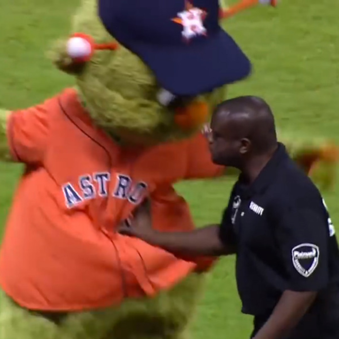 Watch Security Guard Schools Mascot in Dance Off! E! Online